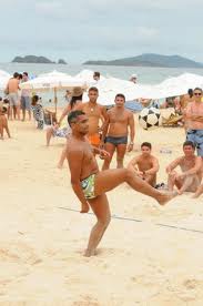 Futivolei na Praia de Tucuns em Buzios